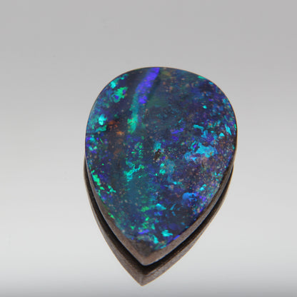 Australian Boulder Opal 20 ct