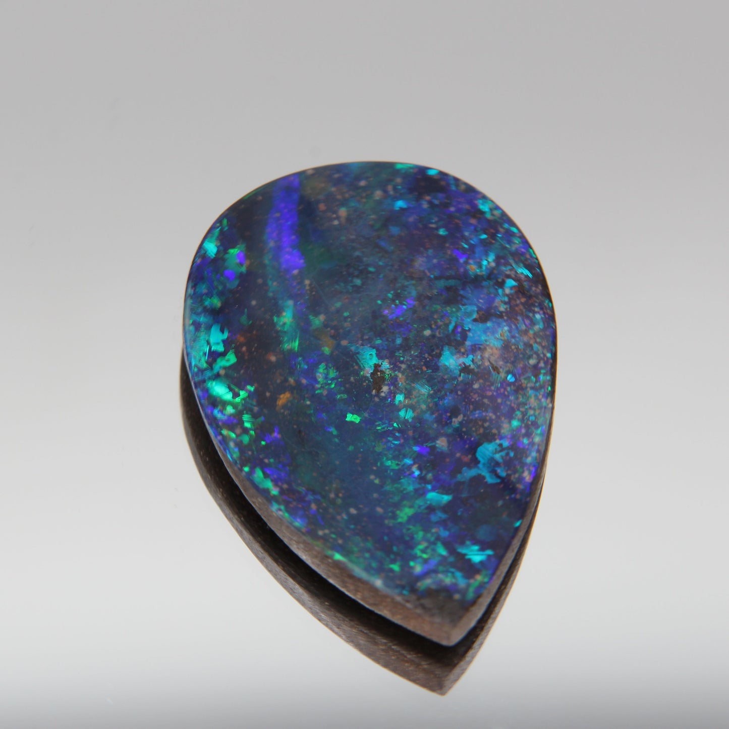 Australian Boulder Opal 20 ct