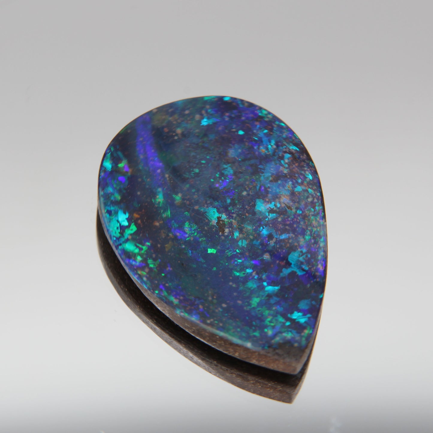Australian Boulder Opal 20 ct