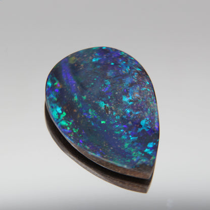 Australian Boulder Opal 20 ct