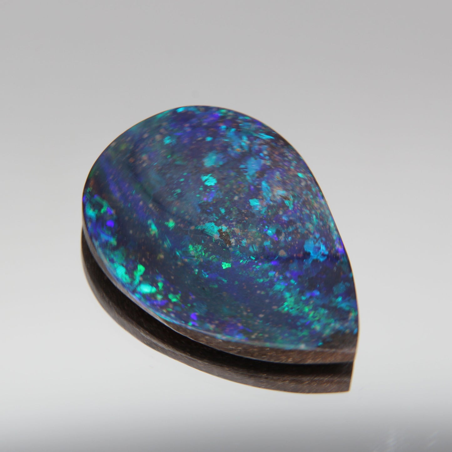 Australian Boulder Opal 20 ct