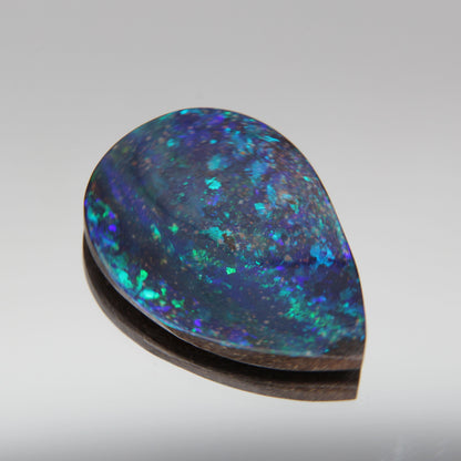 Australian Boulder Opal 20 ct