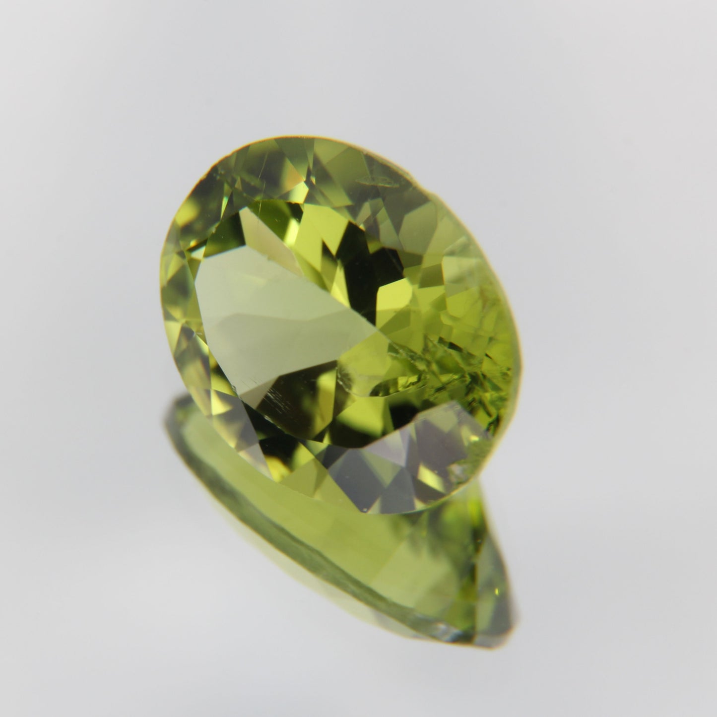 Peridot 2.53 ct