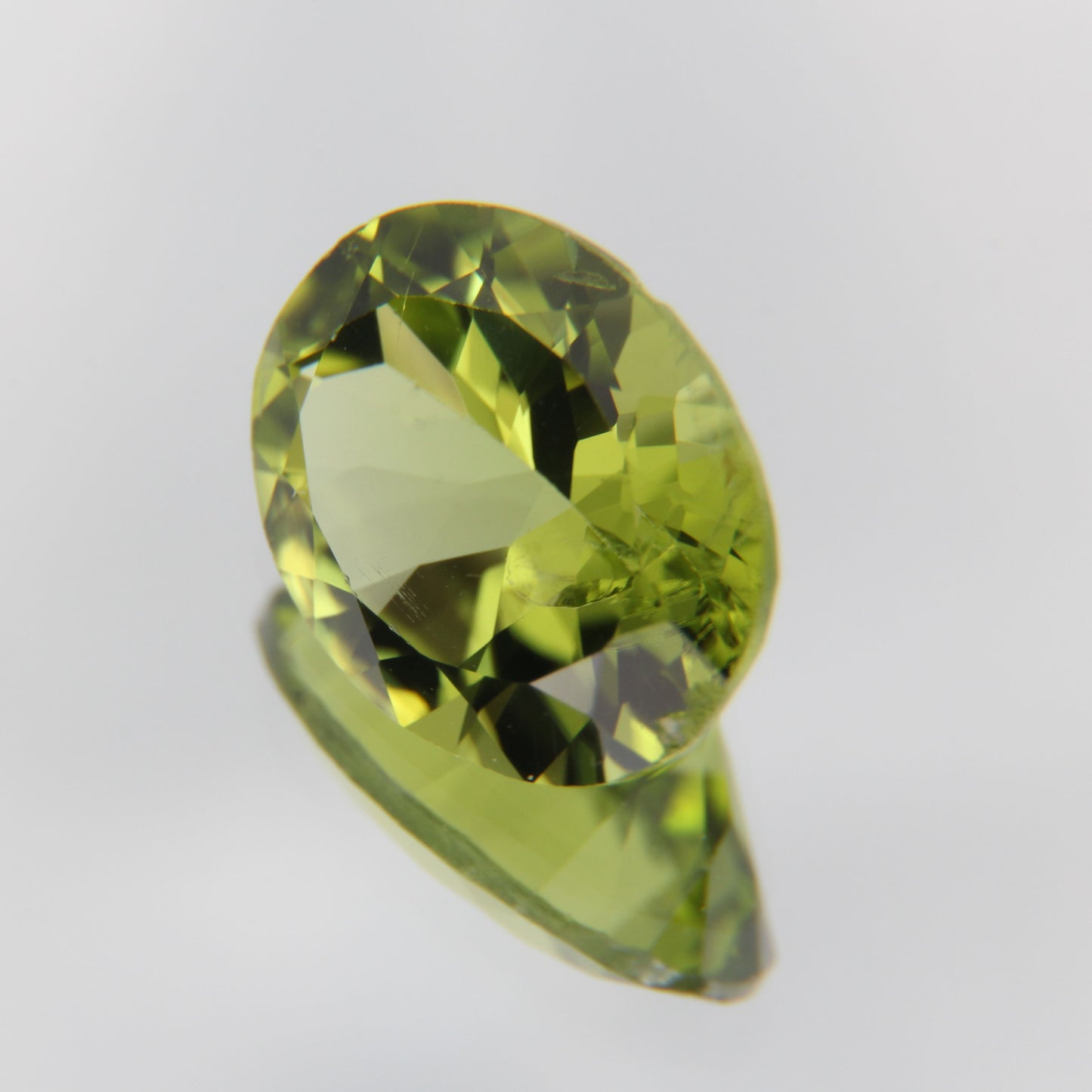 Peridot 2.53 ct