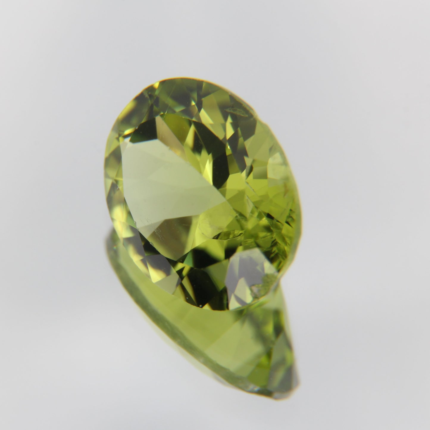 Peridot 2.53 ct
