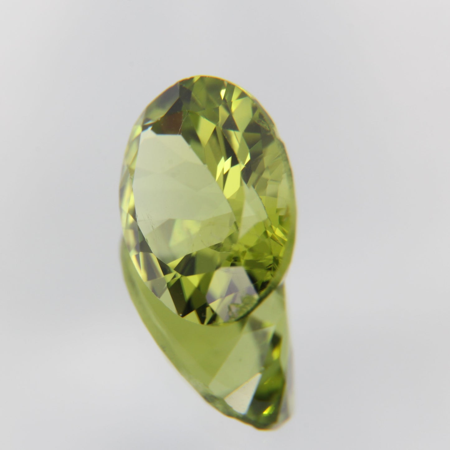 Peridot 2.53 ct