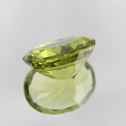 Peridot 2.53 ct