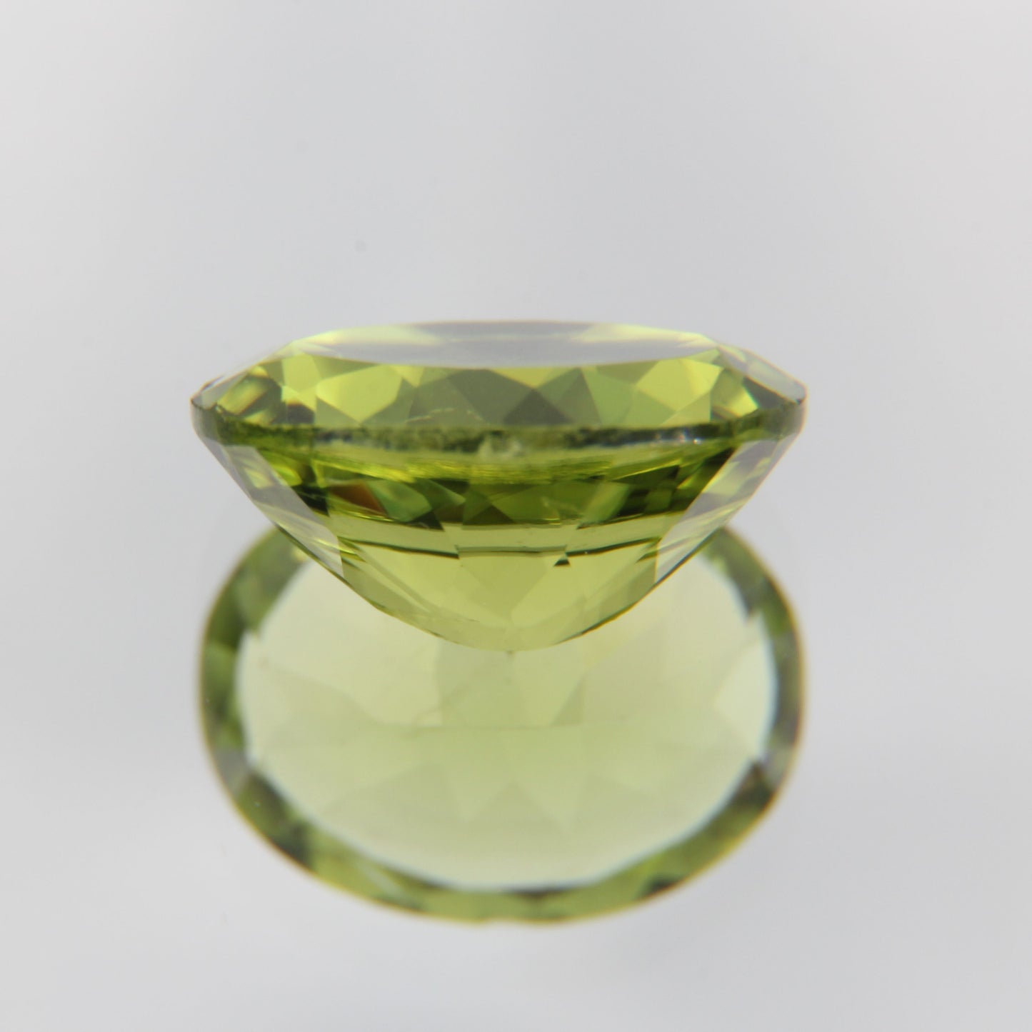 Peridot 2.53 ct