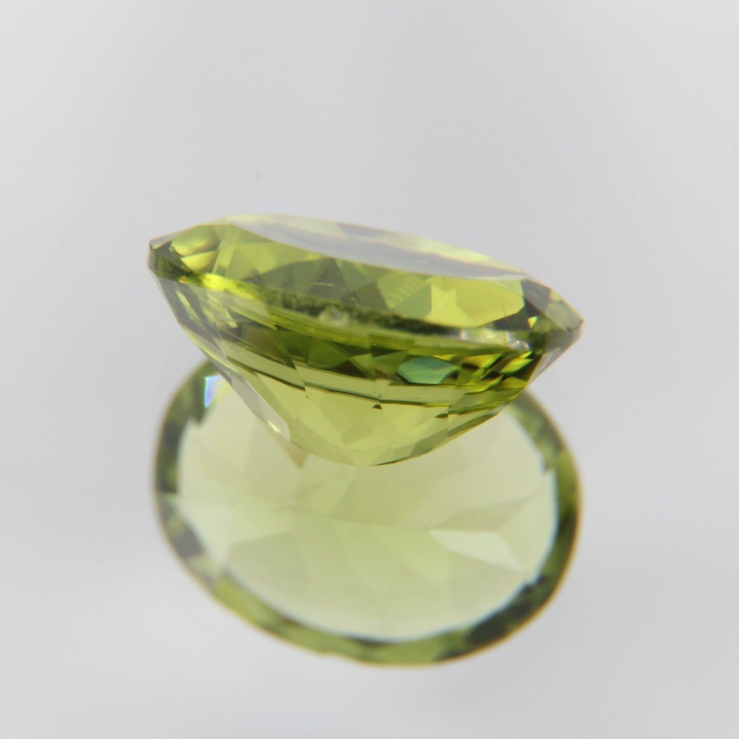 Peridot 2.53 ct
