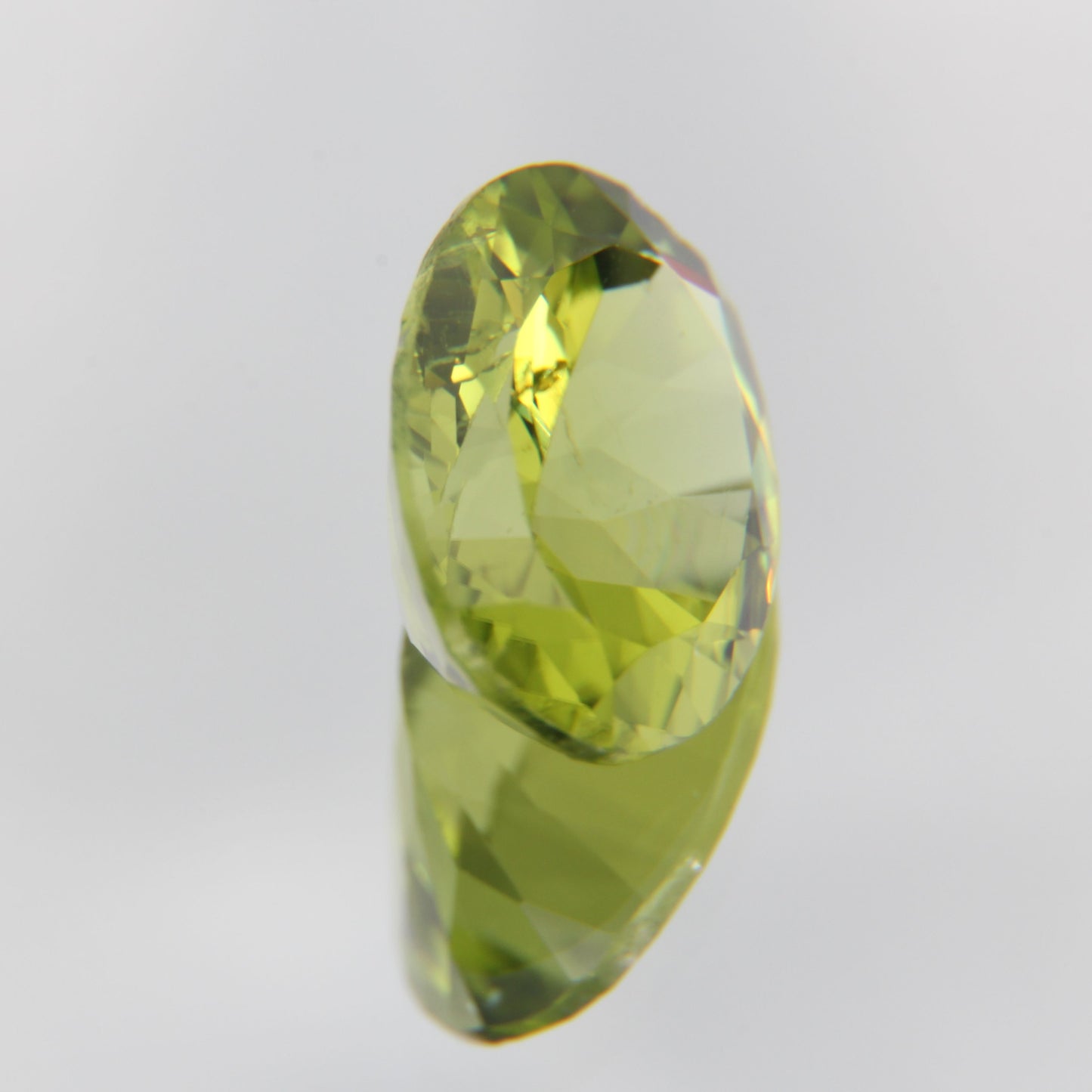Peridot 2.53 ct