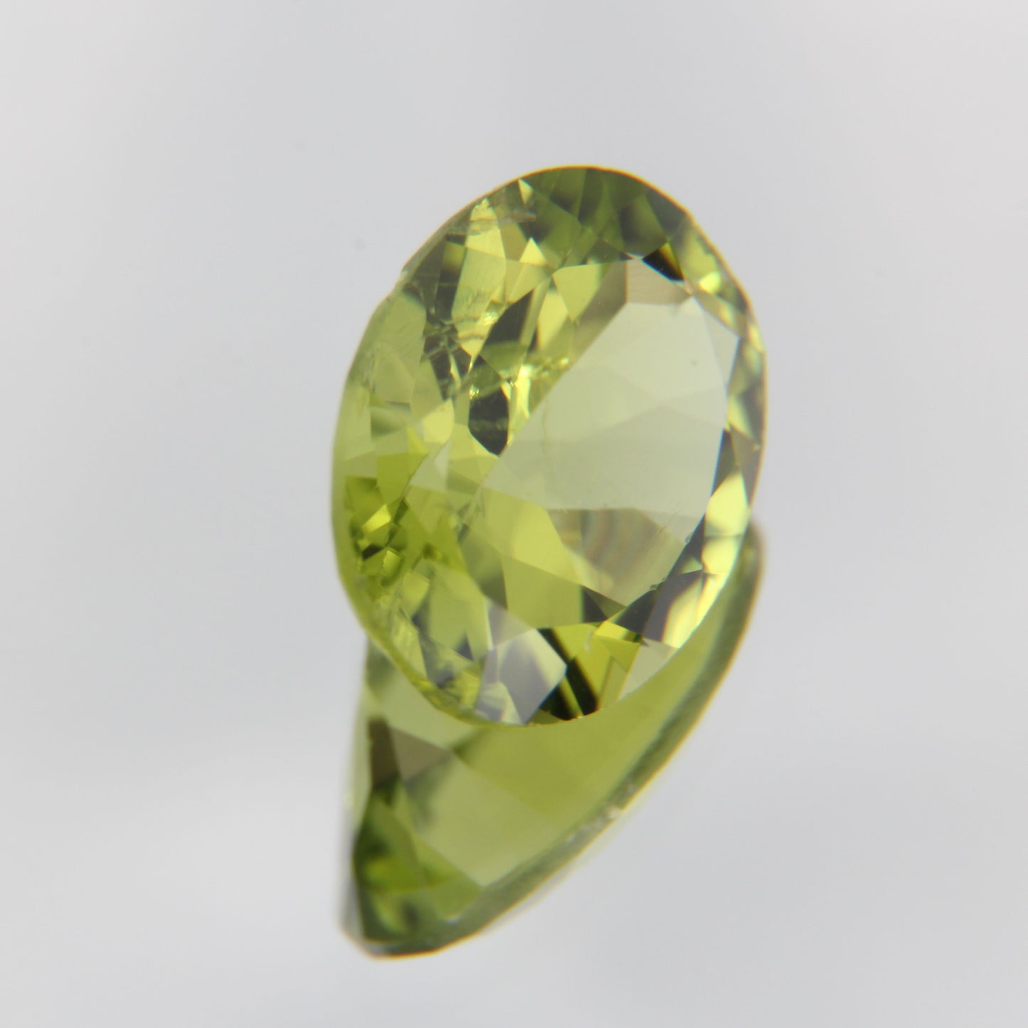 Peridot 2.53 ct