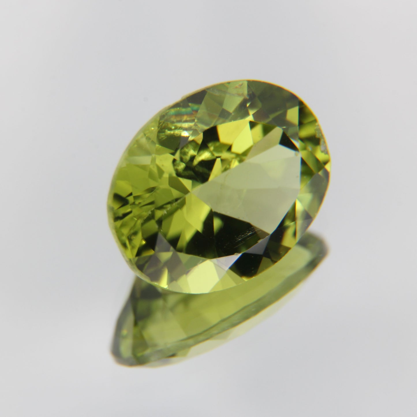 Peridot 2.53 ct