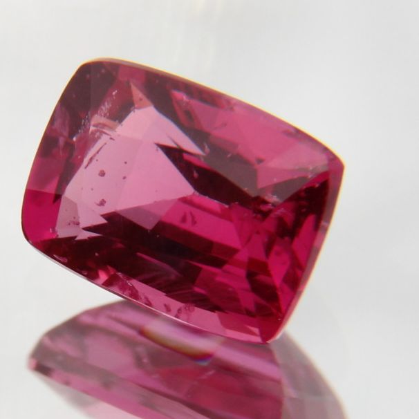 pinker Saphir 0.51 ct