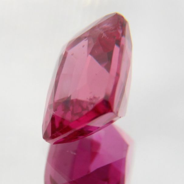 pinker Saphir 0.51 ct