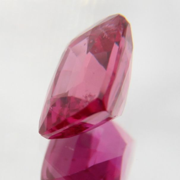 pinker Saphir 0.51 ct