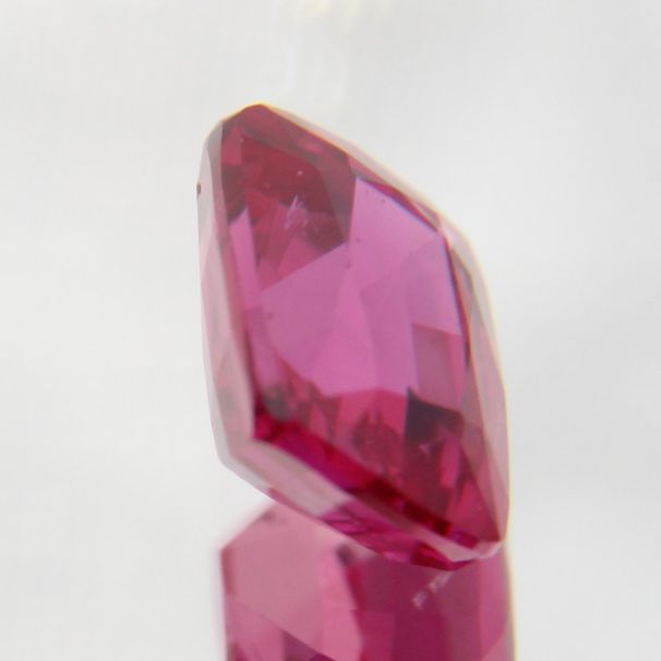 pinker Saphir 0.51 ct