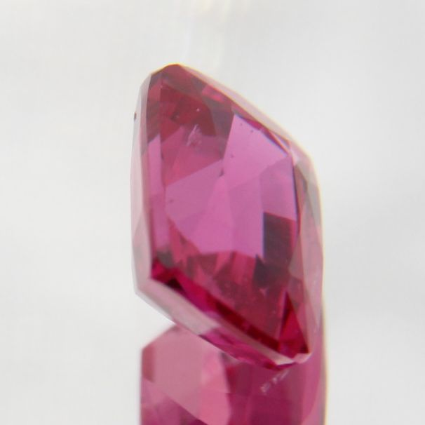 pinker Saphir 0.51 ct