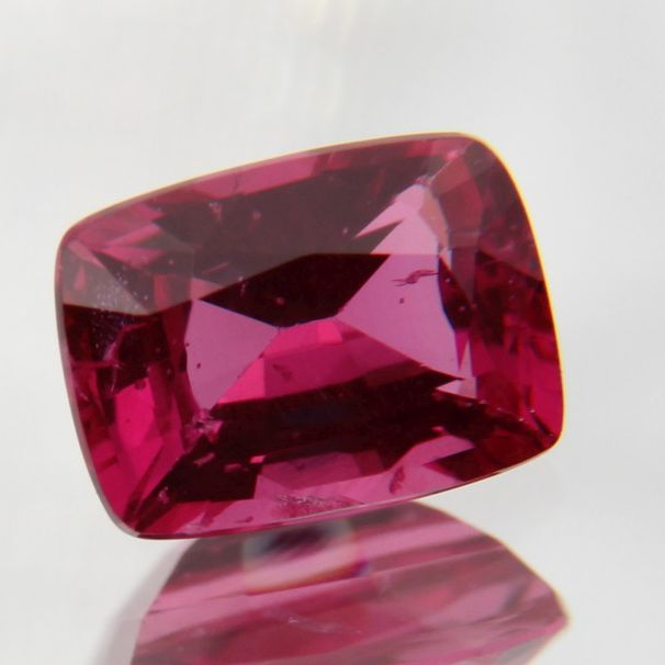 pinker Saphir 0.51 ct