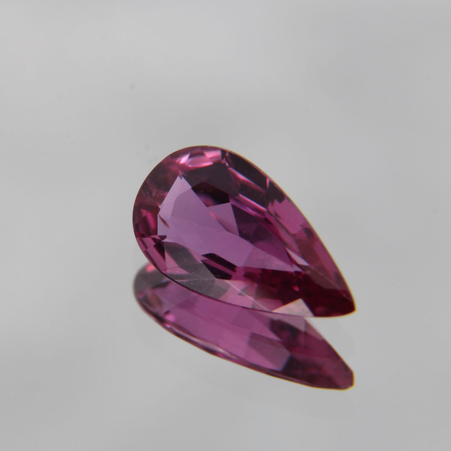Pinker Saphir 0.74 ct