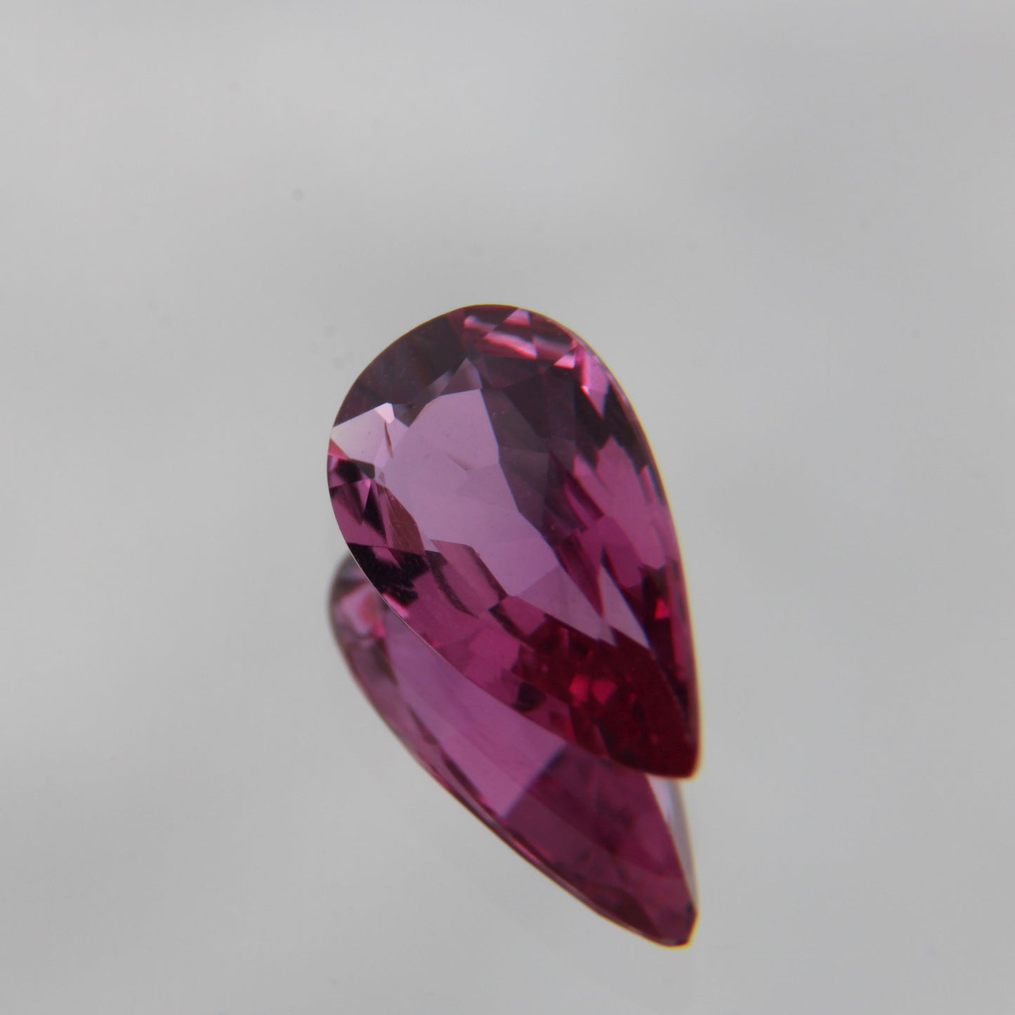 Pinker Saphir 0.74 ct