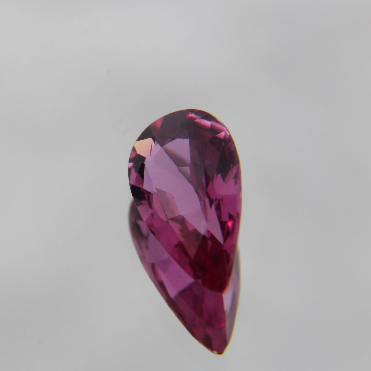 Pinker Saphir 0.74 ct
