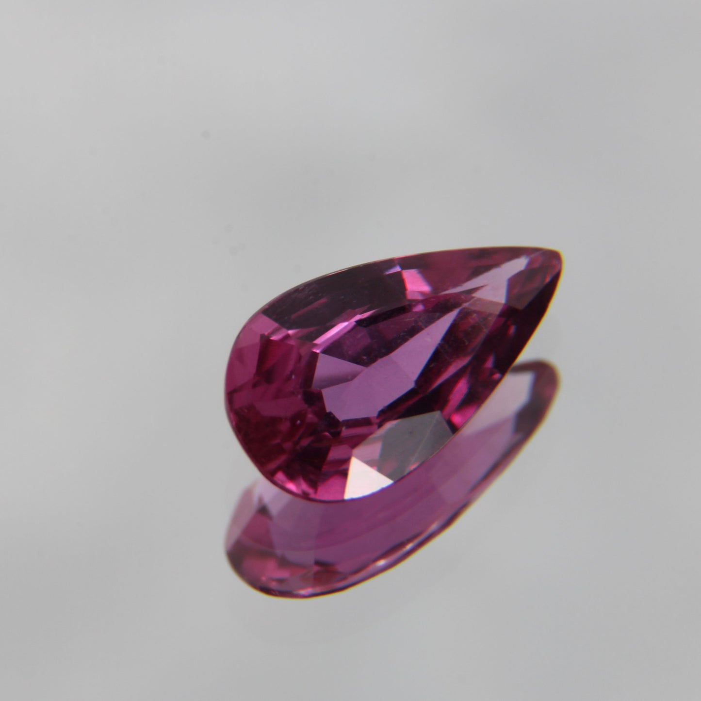 Pinker Saphir 0.74 ct