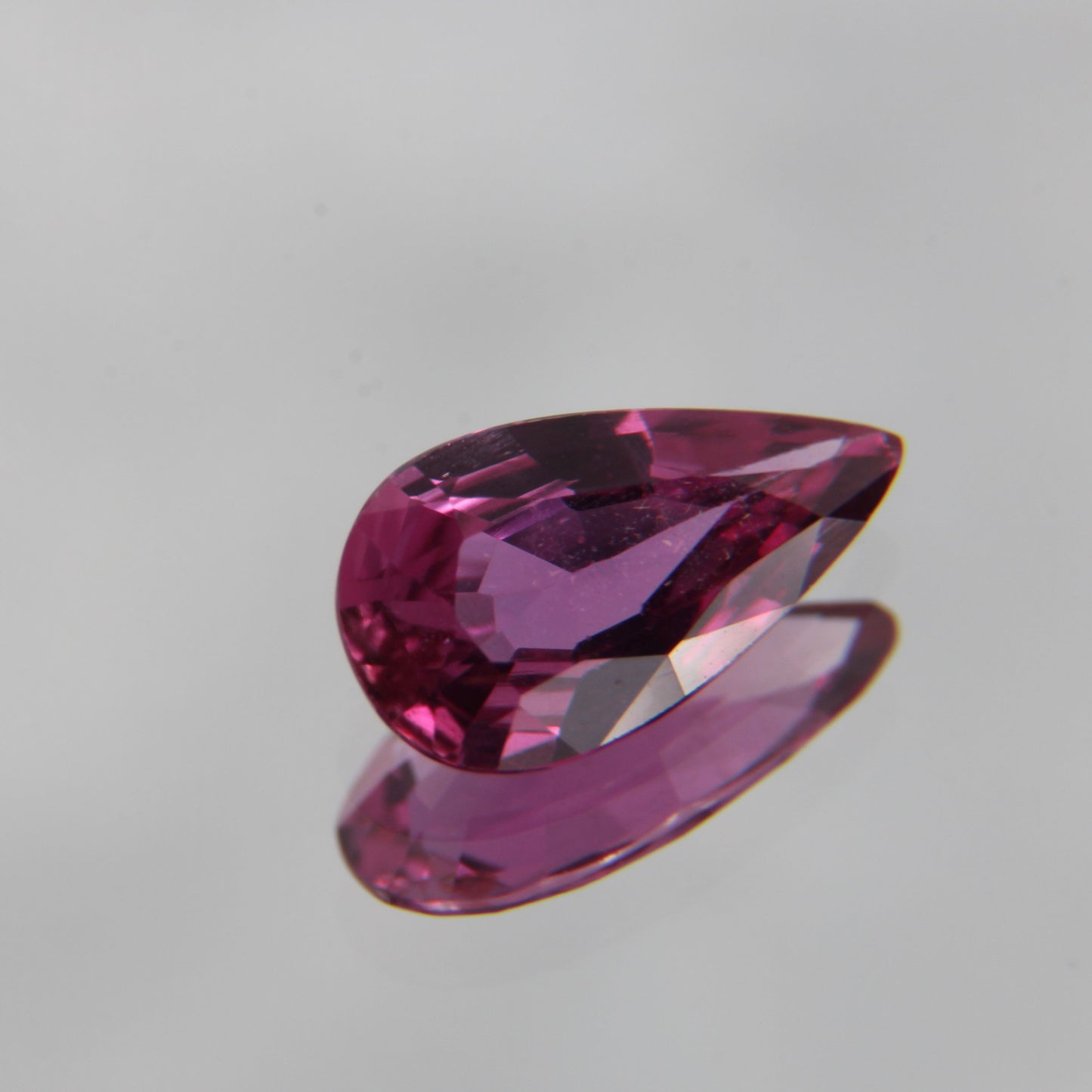 Pinker Saphir 0.74 ct