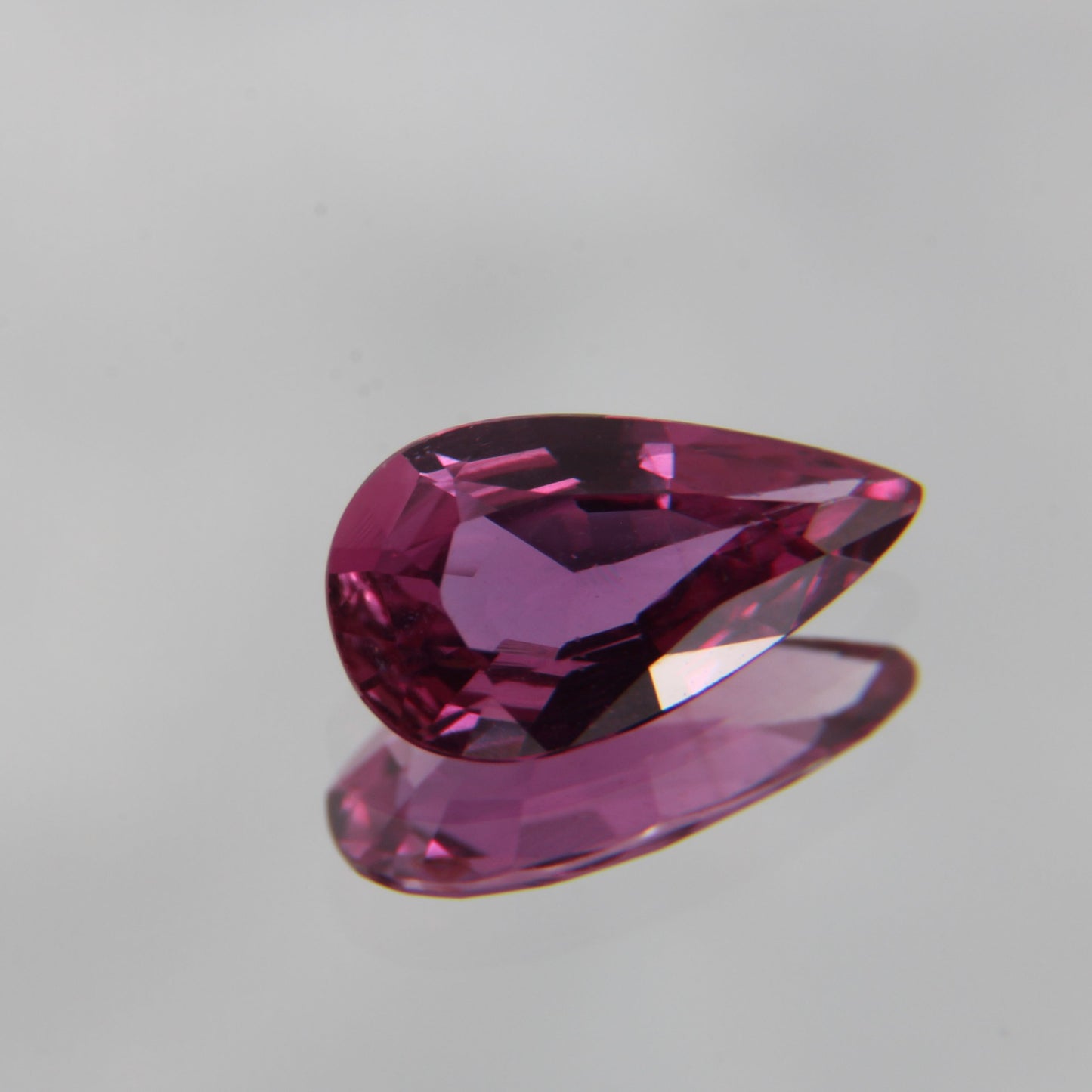 Pinker Saphir 0.74 ct