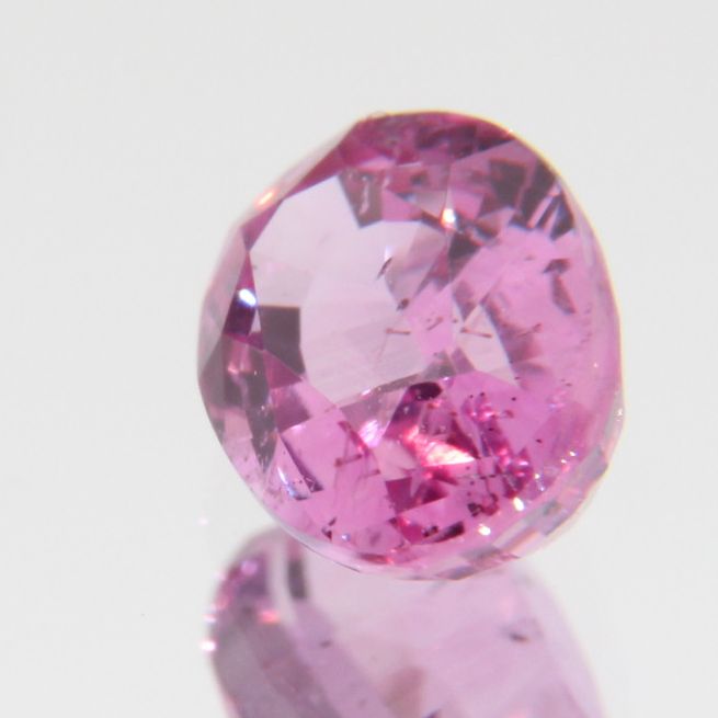 pinker Saphir 0.82ct
