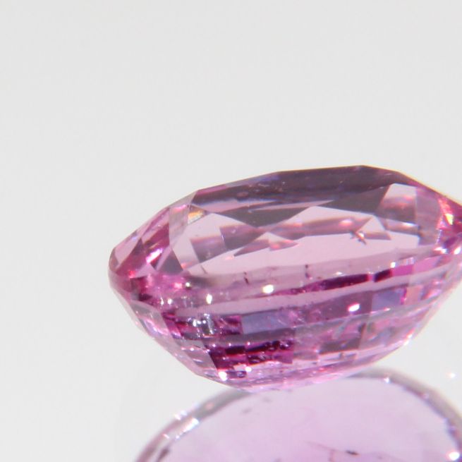pinker Saphir 0.82ct