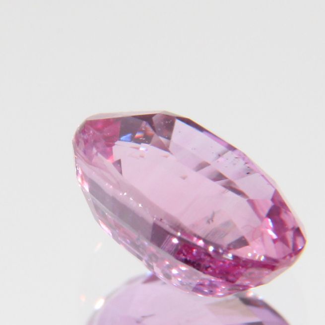 pinker Saphir 0.82ct