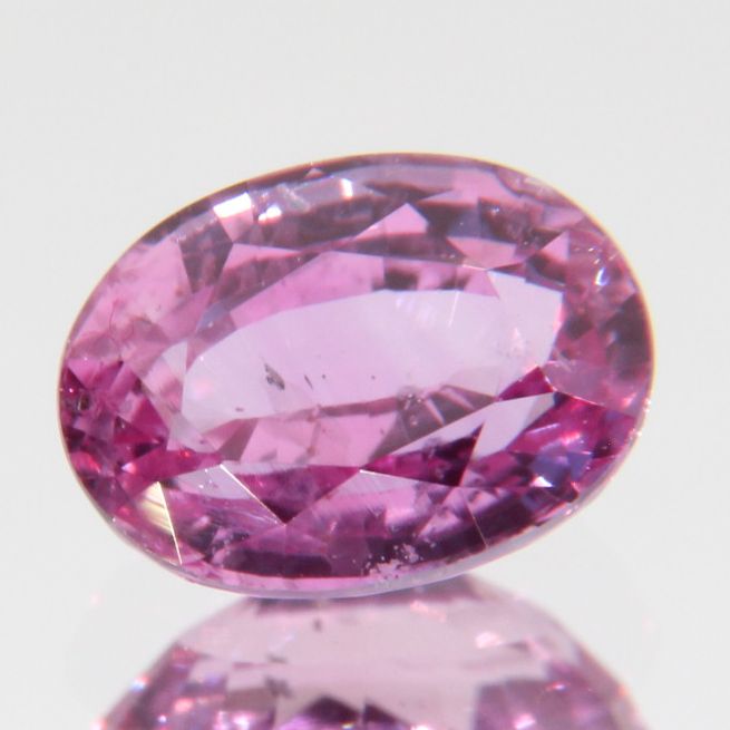 pinker Saphir 0.82ct