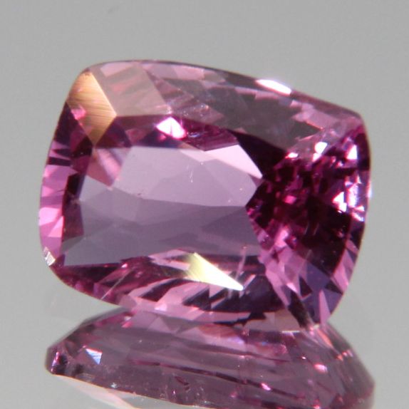 Pinker Saphir 1.03 ct