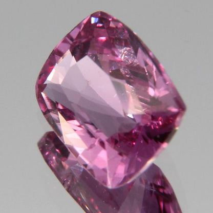 Pinker Saphir 1.03 ct