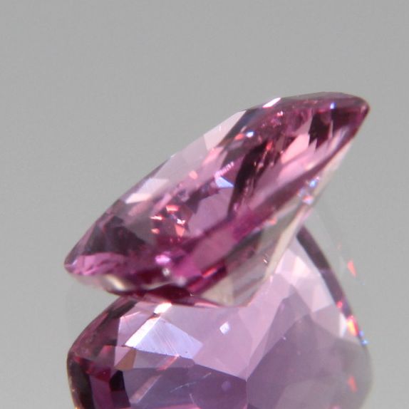 Pinker Saphir 1.03 ct