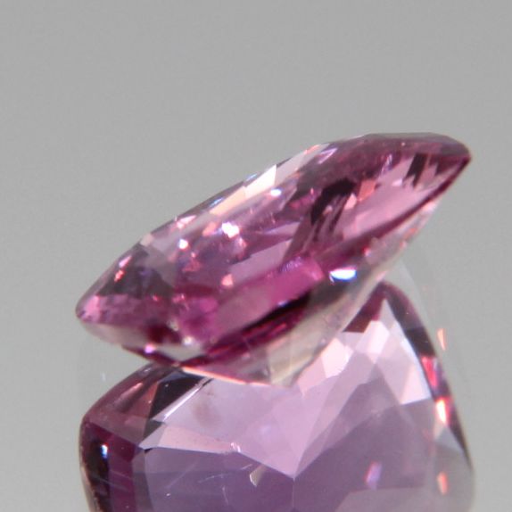 Pinker Saphir 1.03 ct