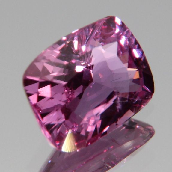 Pinker Saphir 1.03 ct