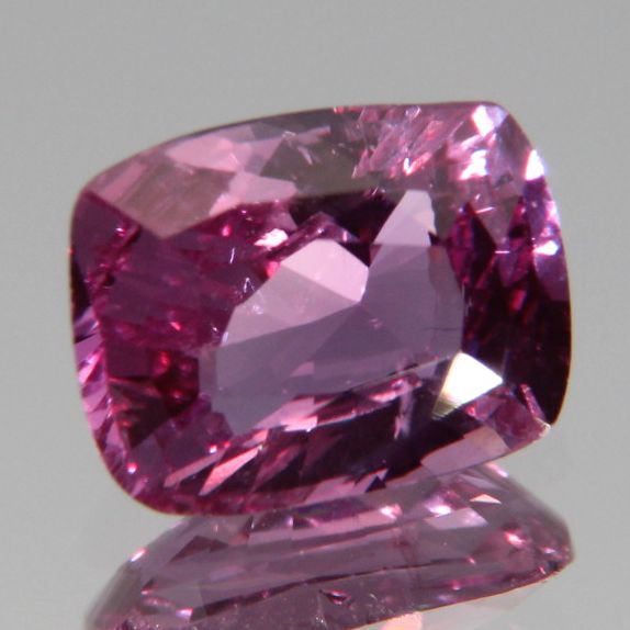 Pinker Saphir 1.03 ct