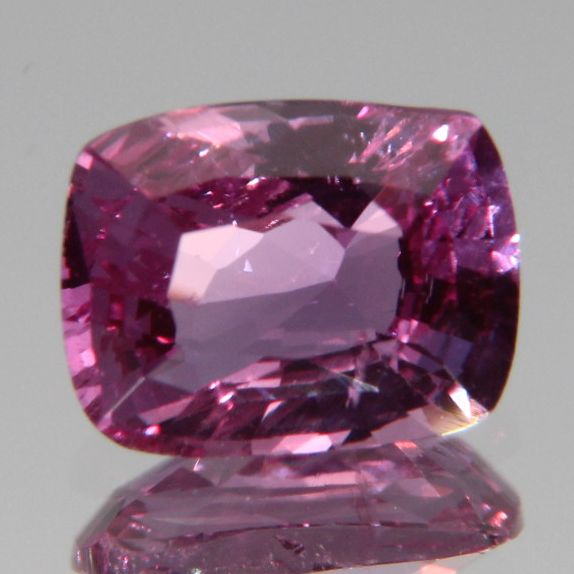 Pinker Saphir 1.03 ct