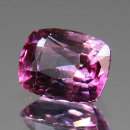 Purpur-Pinker Saphir 1.13 ct