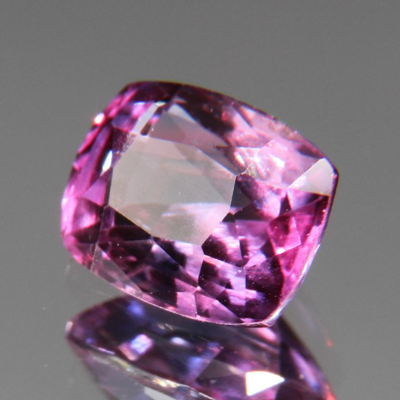 Purpur-Pinker Saphir 1.13 ct