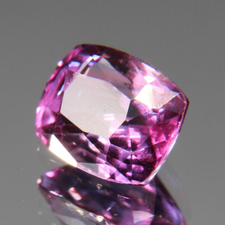 Purpur-Pinker Saphir 1.13 ct
