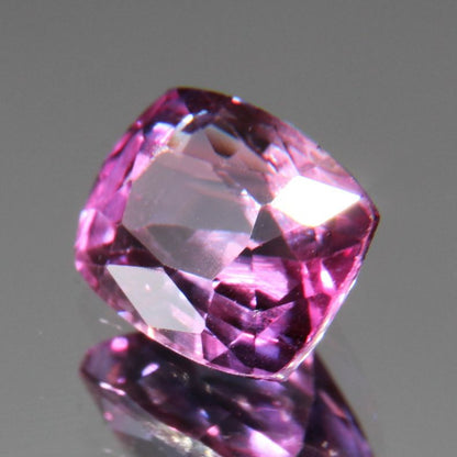 Purpur-Pinker Saphir 1.13 ct