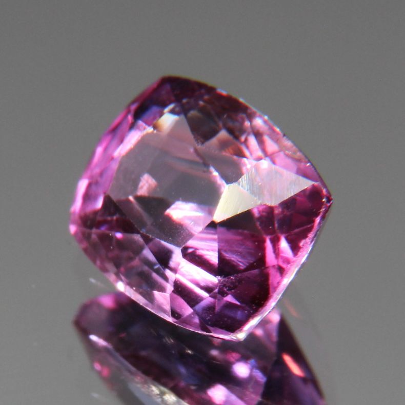 Purpur-Pinker Saphir 1.13 ct