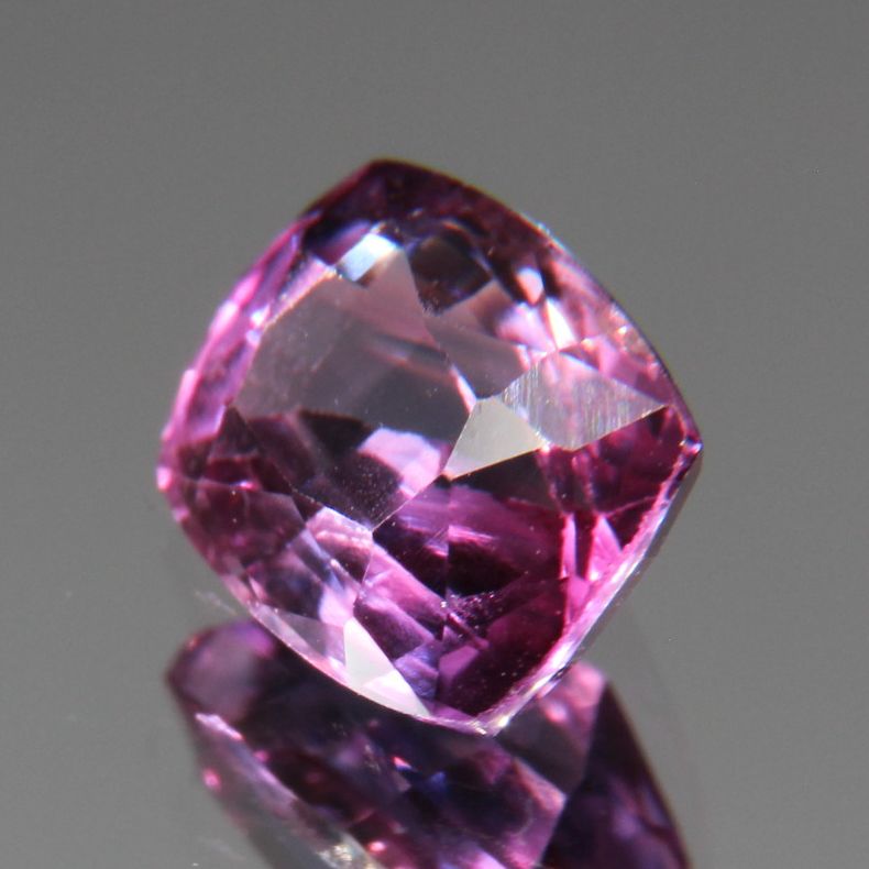 Purpur-Pinker Saphir 1.13 ct