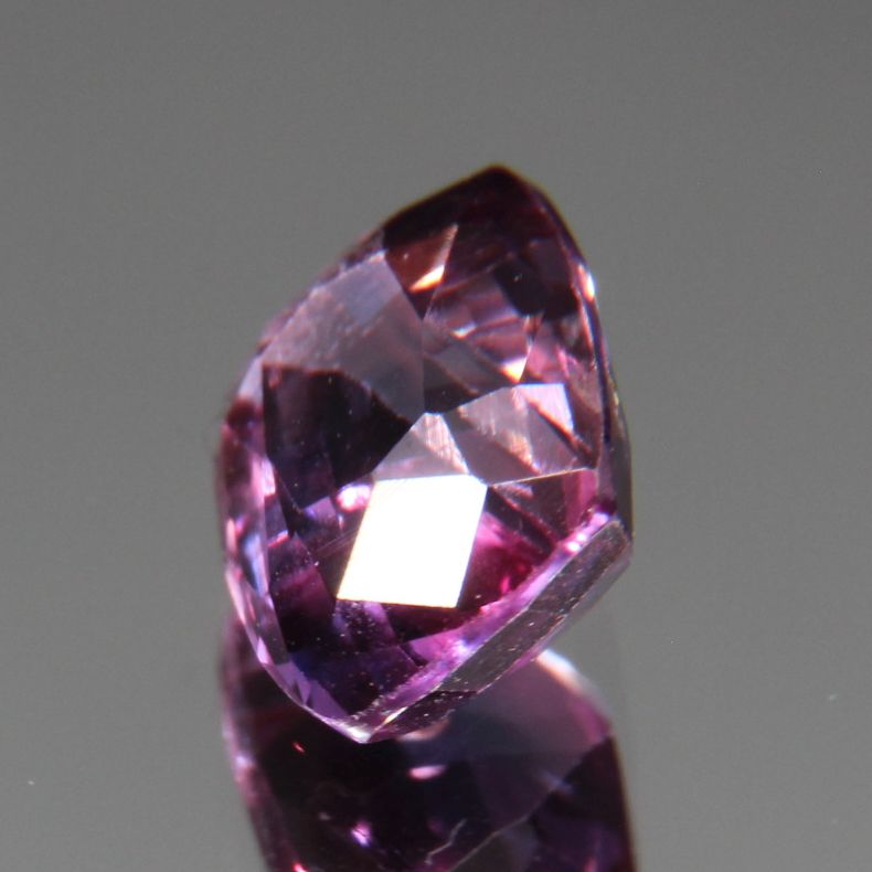 Purpur-Pinker Saphir 1.13 ct