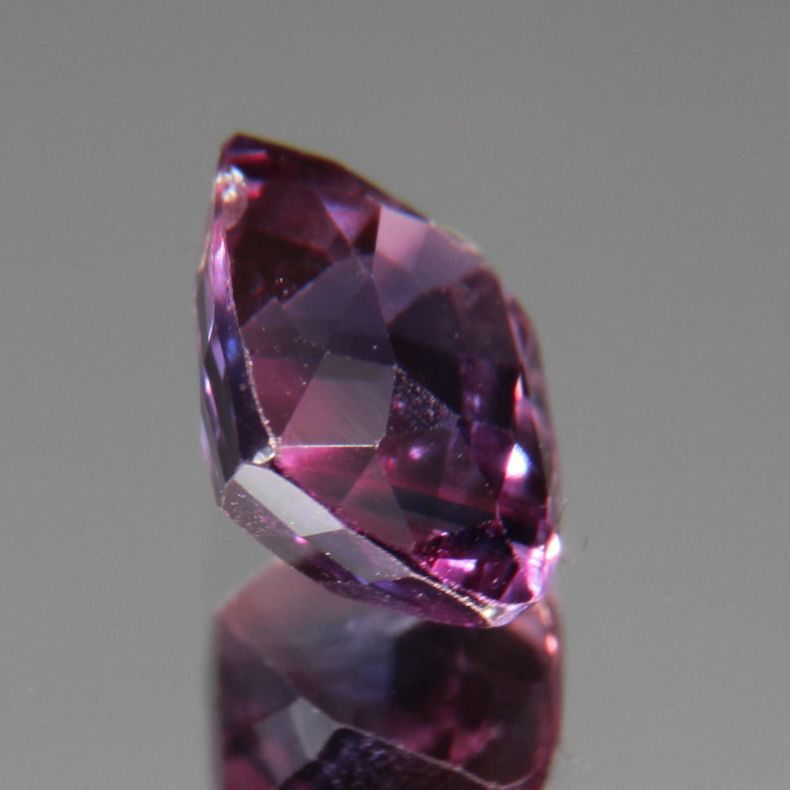 Purpur-Pinker Saphir 1.13 ct