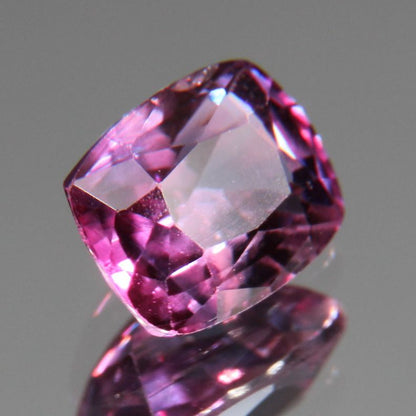 Purpur-Pinker Saphir 1.13 ct