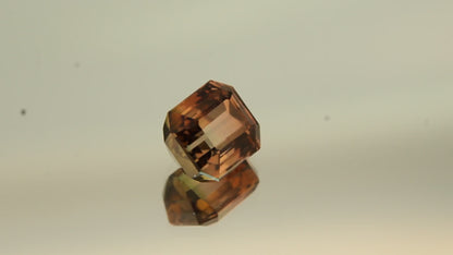 Multifarbener Turmalin 6.41 ct