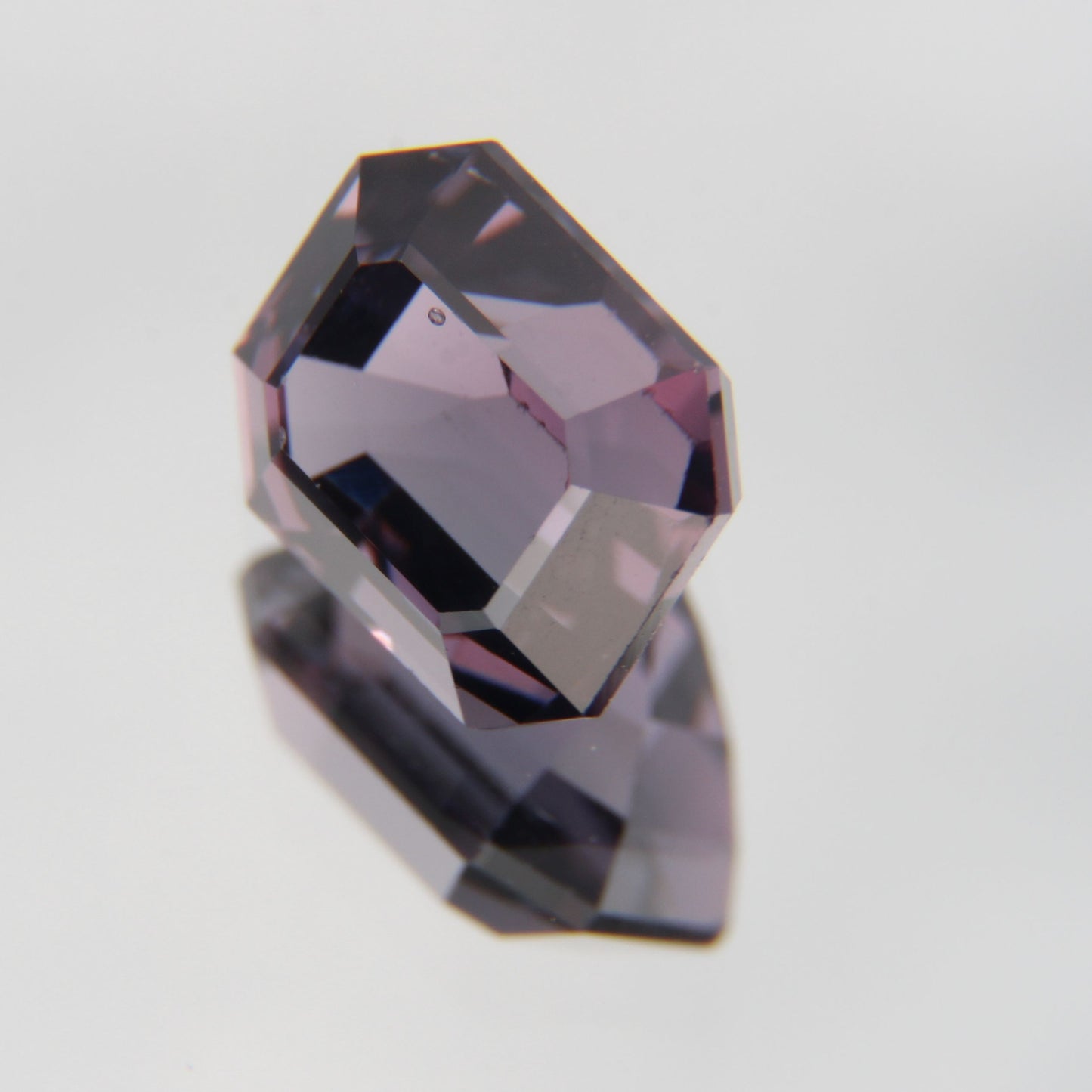 Purpur Spinell 1.49 ct